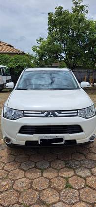 MITSUBISHI OUTLANDER 2.0 16V GASOLINA 4P AUTOMÁTICO MITSUBISHI OUTLANDER 2.0 16V GASOLINA 4P AUTOMÁTICO